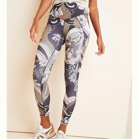 ⭐️Free People Movement Wave Crush Leggings Black Women’s Size Medium - Picture 4 of 8